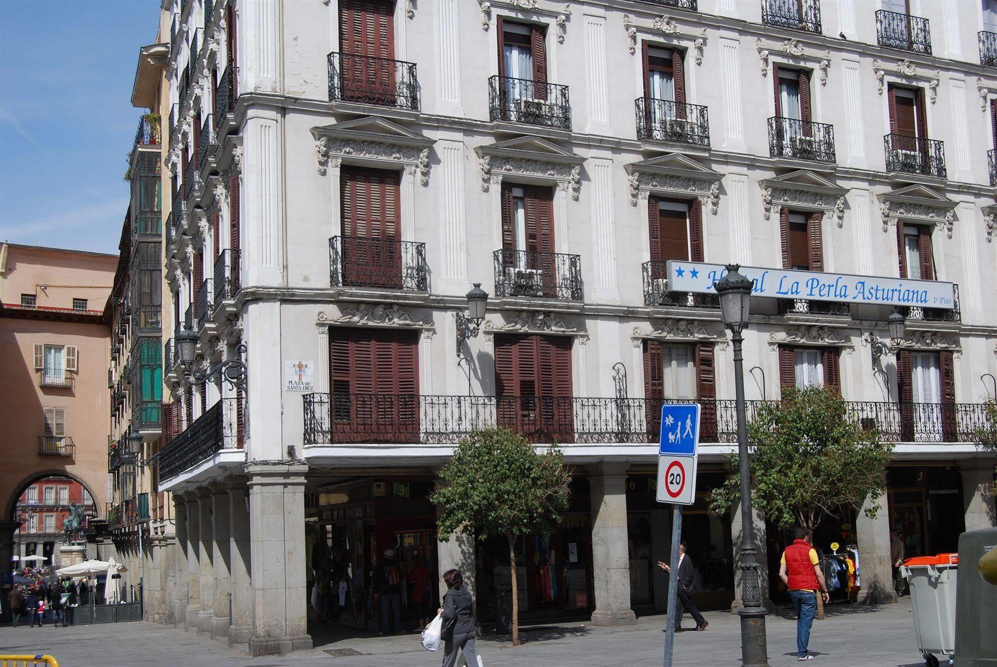 Hostal La Perla Asturiana Madrid Luaran gambar